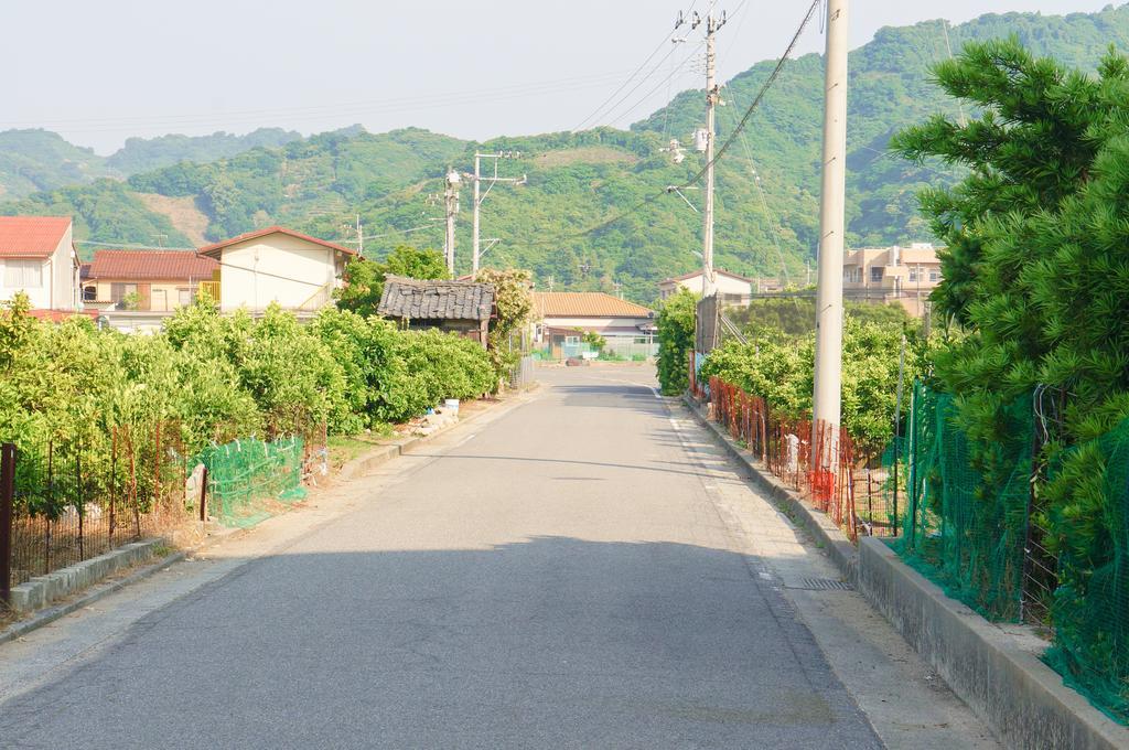なにもない幸せな島のリトリート宿 The Bonds Matsuyama  Bagian luar foto