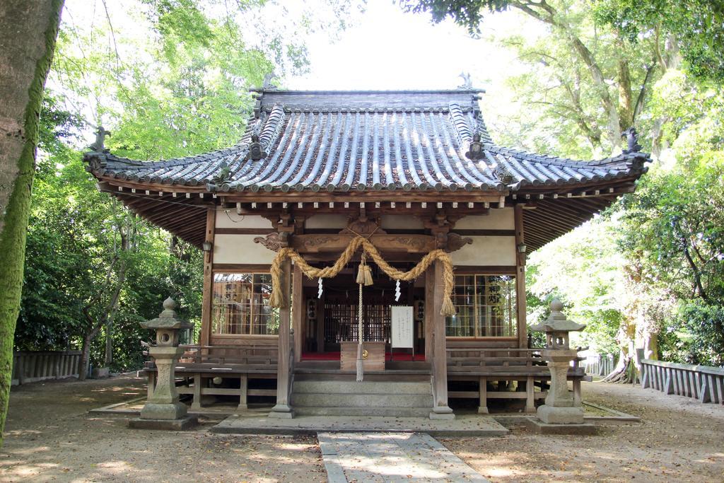なにもない幸せな島のリトリート宿 The Bonds Matsuyama  Bagian luar foto